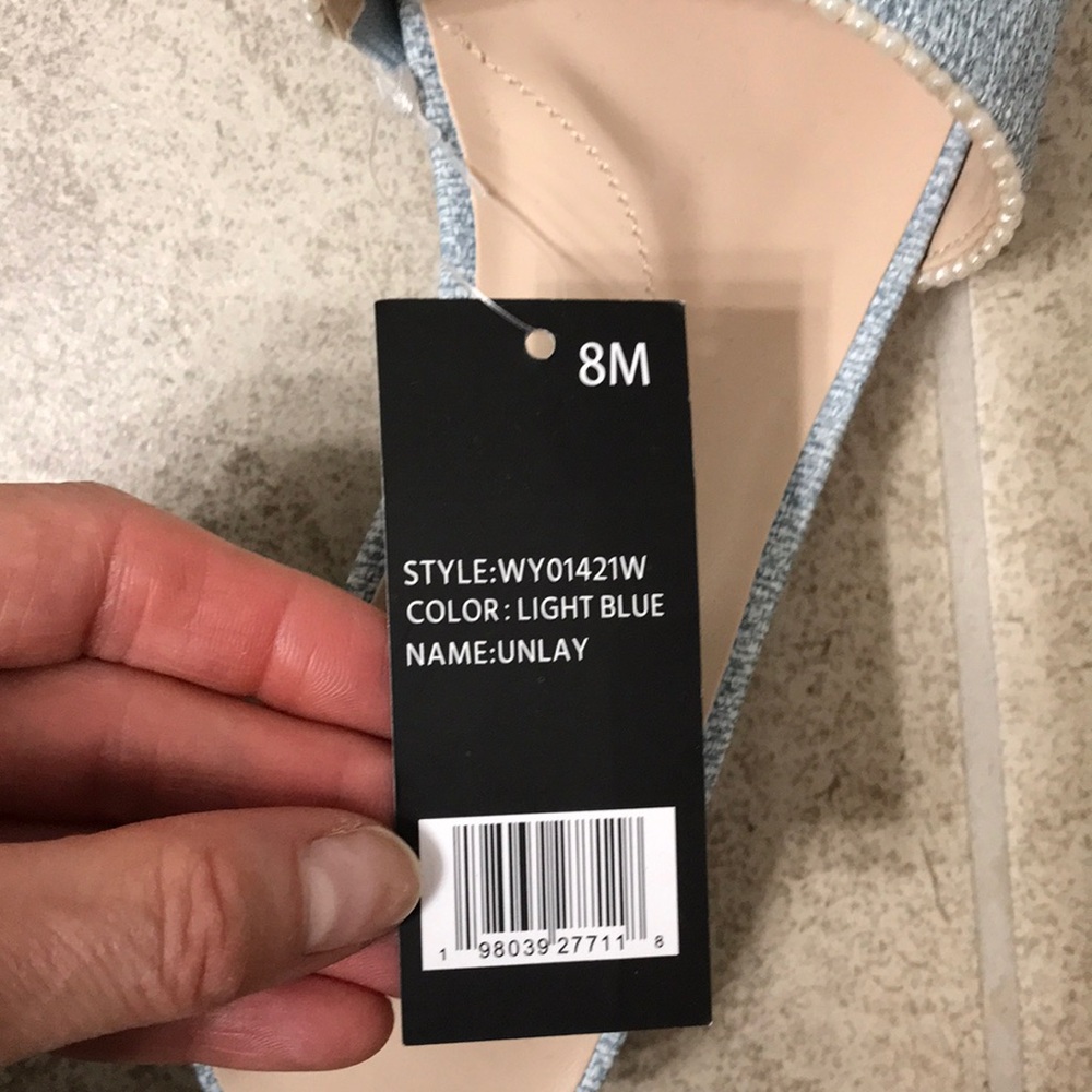 New blue and white shoes - Picture 6 of 8